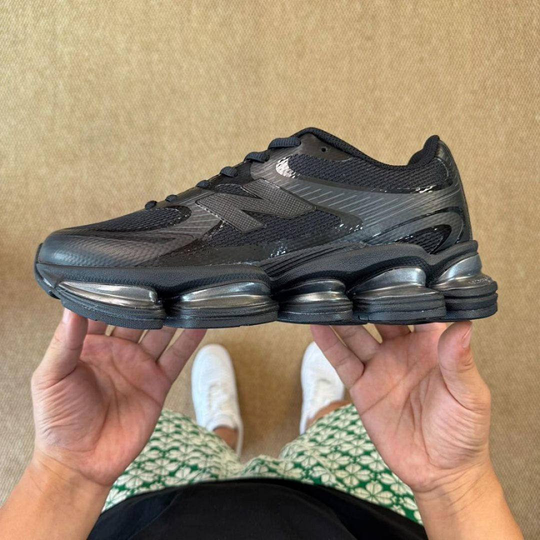 Nike Shox NZ Triple Black 360565-090