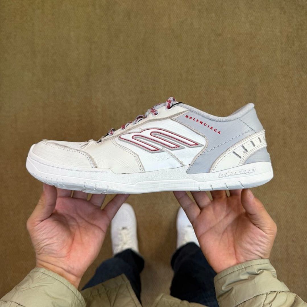Balenciaga Runner Distressed Sneakers White Red Grey 677403W3RBM9060