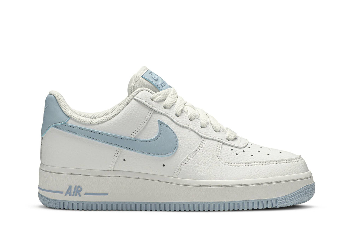 ( Women ) Nike Air Force 1 Low 07 Patent Light Armory Blue AH0287-104