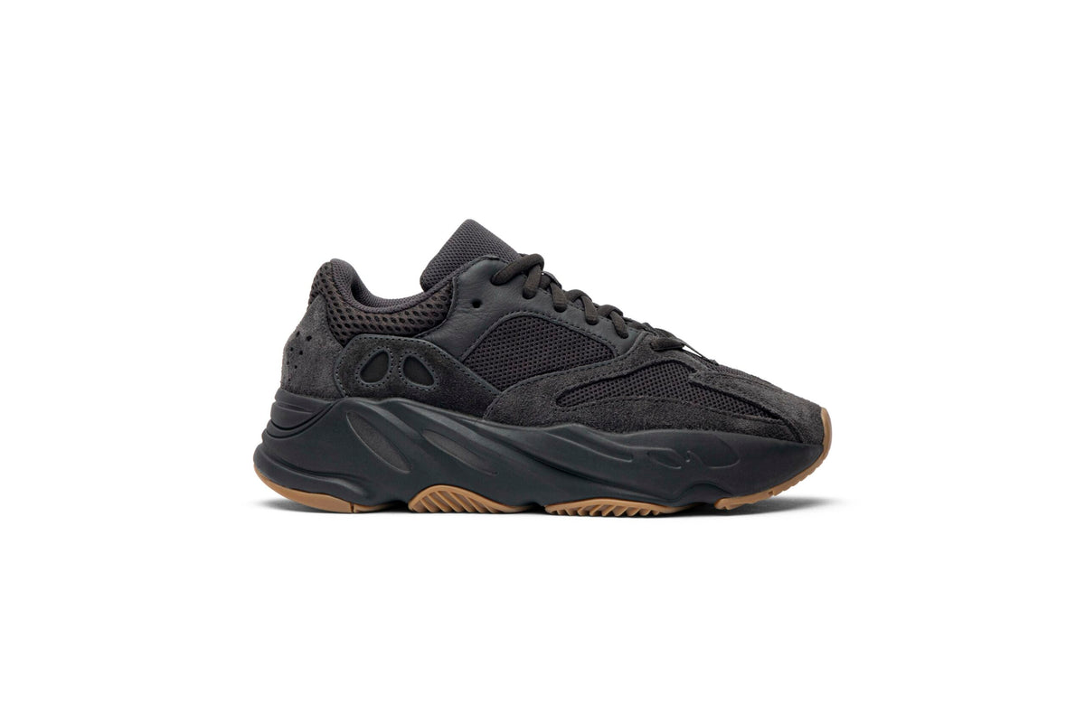 Adidas Yeezy Boost 700 Utility Black FV5304