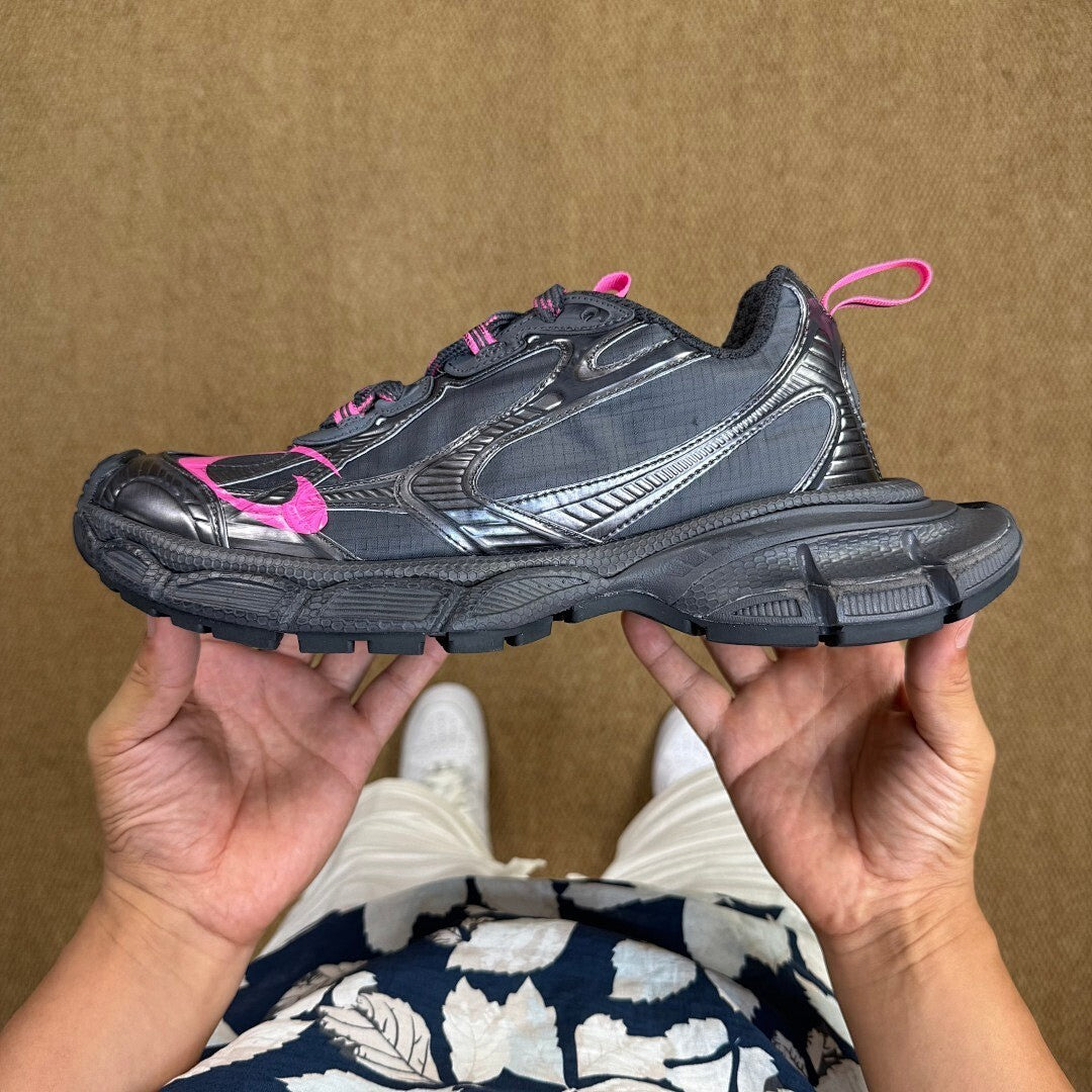 Balenciaga Runner Sneaker Anthracite Metallic Silver Hot Pink