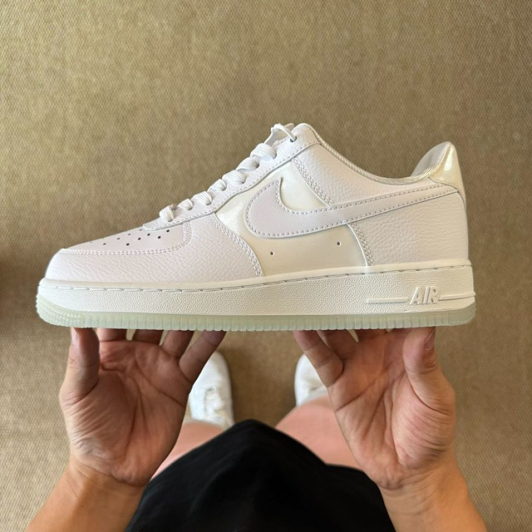 Nike Air Force 1 Low 'Iridescent' White CW6030-100