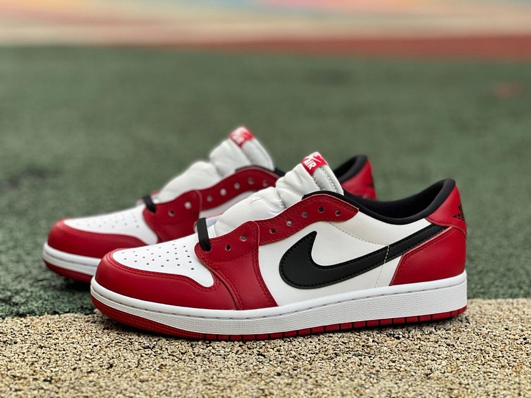 Nike Air Jordan 1 Low Gym Red White Black Sneakers 553558-605