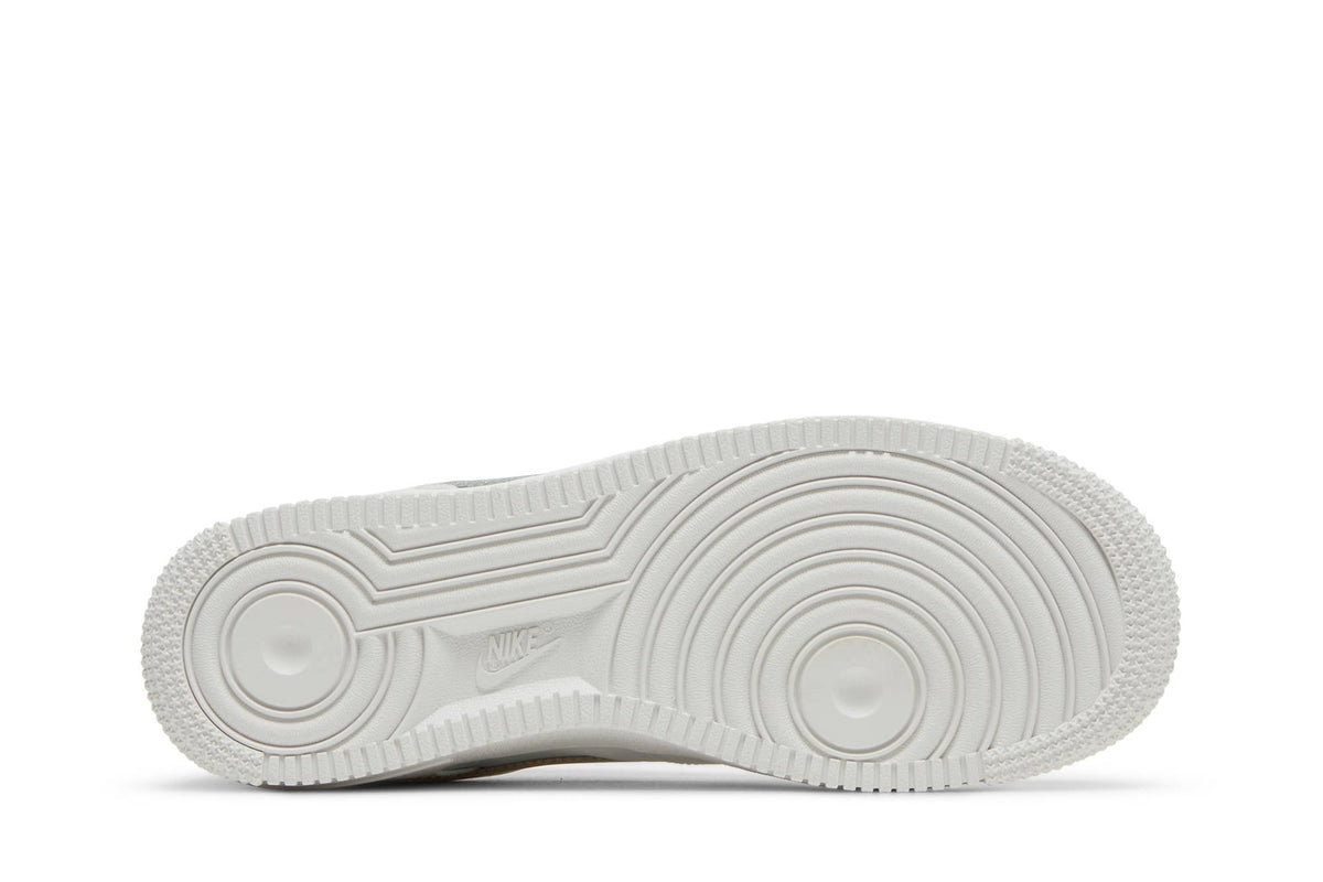 ( Women ) Nike Air Force 1 '07 Essential 'Summit White Dusty Sage' DH4407-101