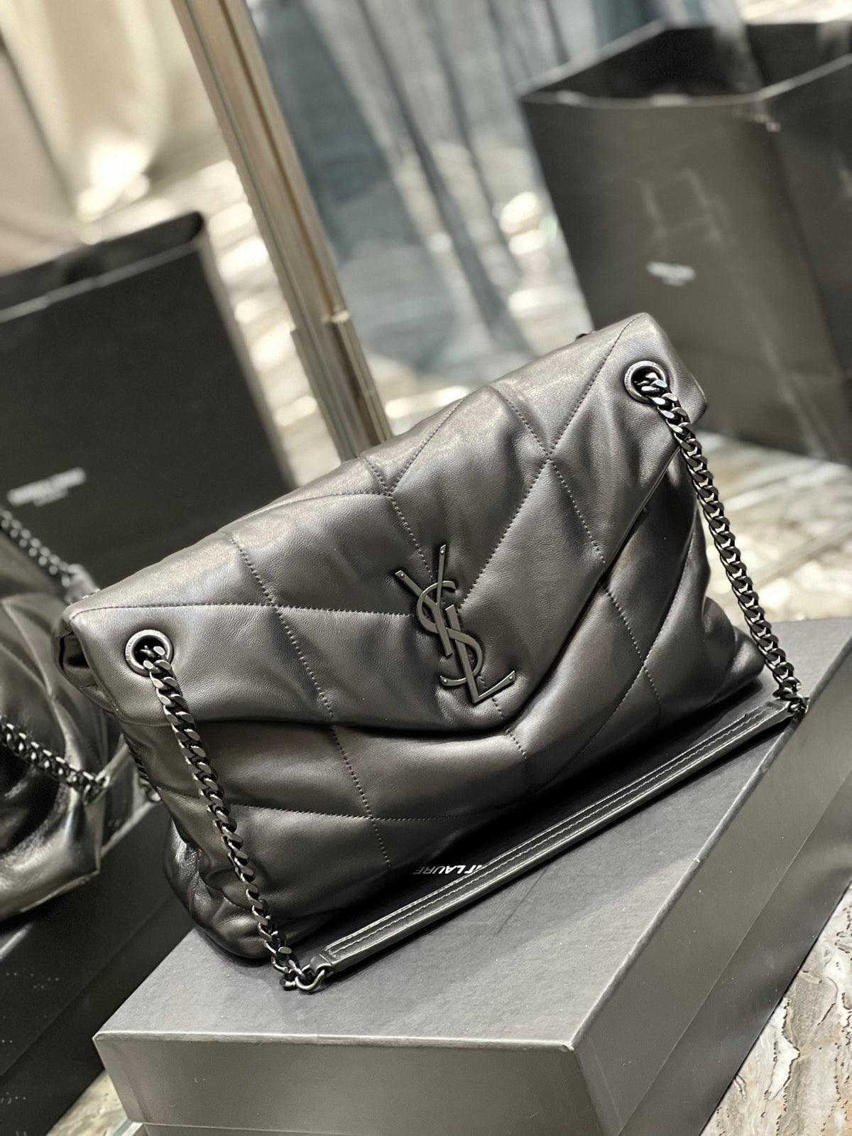 Saint Laurent Small Loulou Shoulder Bag in Quilted Leather - Black
