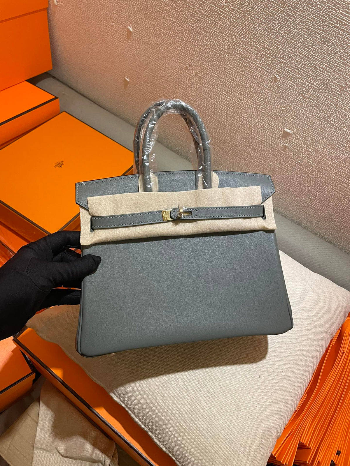 Luxury Grey Leather Top Handle Bag - Classic Designer Style Fashion Handbag for Women