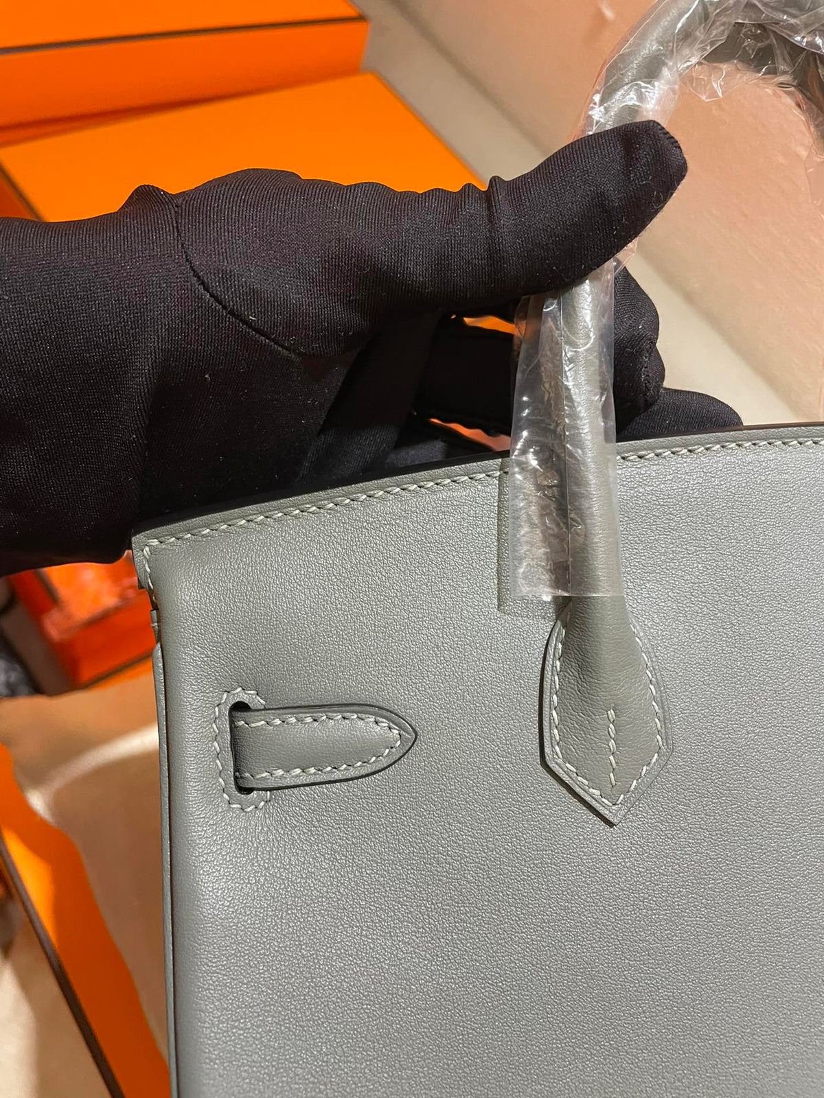 Luxury Grey Leather Top Handle Bag - Classic Designer Style Fashion Handbag for Women